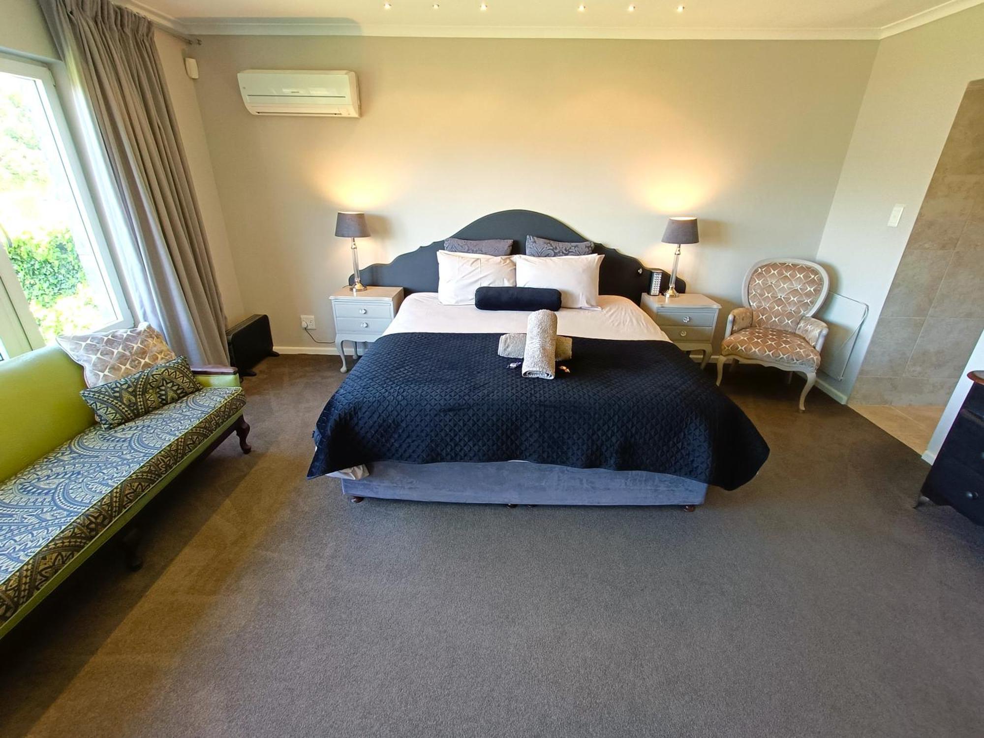 Mount Rhodes Guesthouse, Three Separate Units, Please Select Either Three Bedroom, Two And A Half Bedroom Or One Bedroom Cape Town