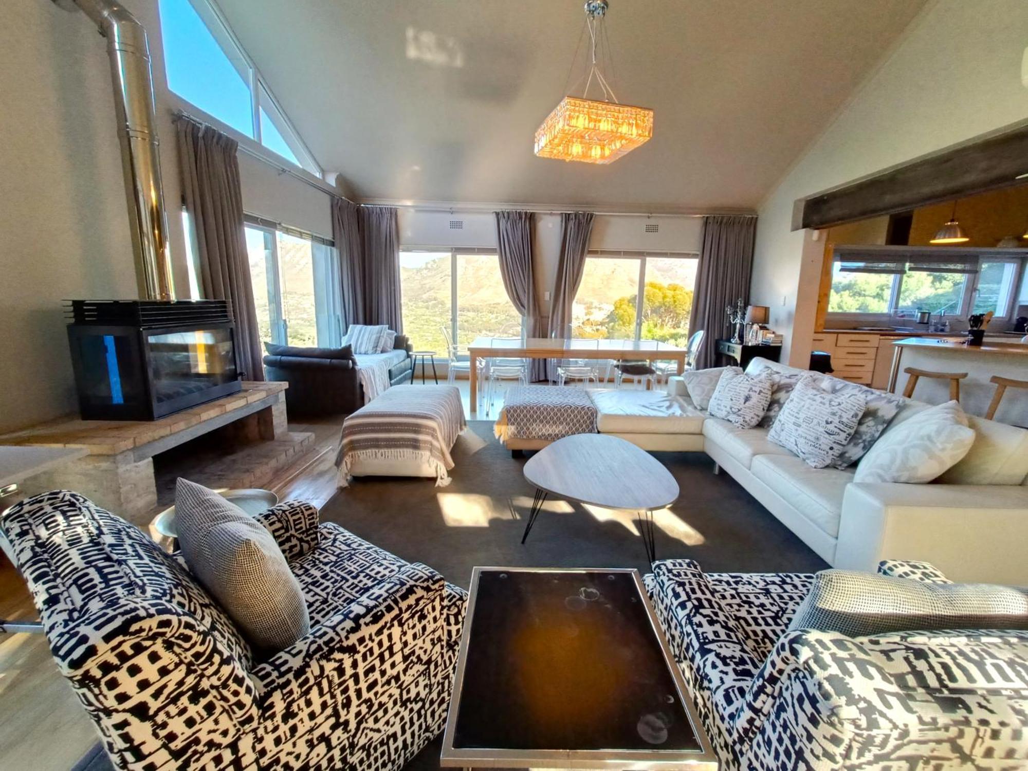 Mount Rhodes Guesthouse, Three Separate Units, Please Select Either Three Bedroom, Two And A Half Bedroom Or One Bedroom Apartment