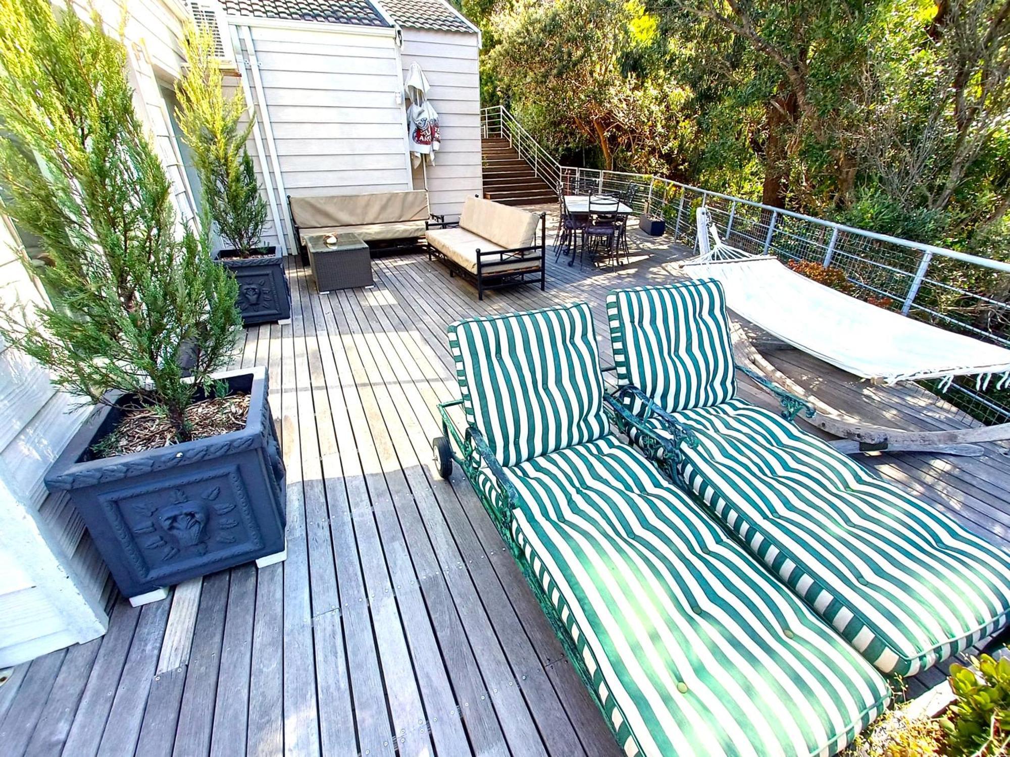 Apartment Mount Rhodes Guesthouse, Three Separate Units, Please Select Either Three Bedroom, Two And A Half Bedroom Or One Bedroom Cape Town